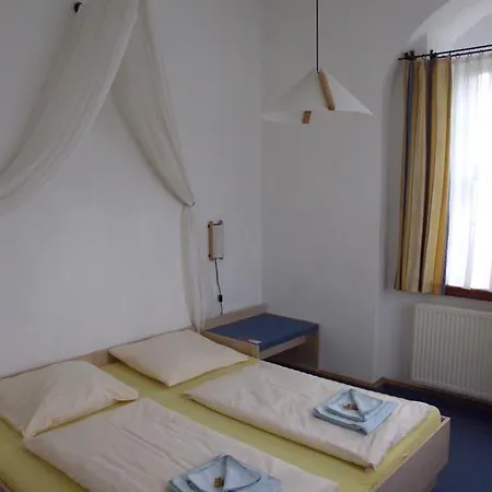 Burg Hotel 3*