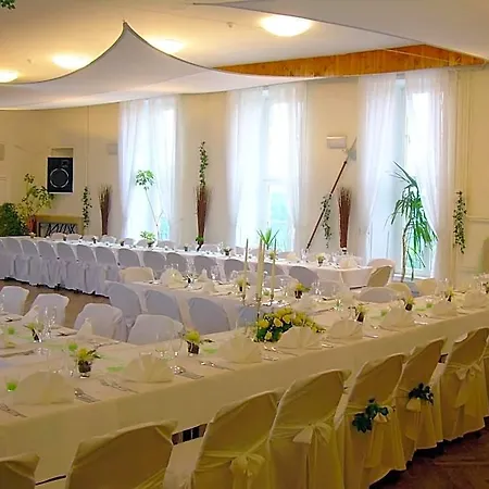 Hotel Burg 3*
