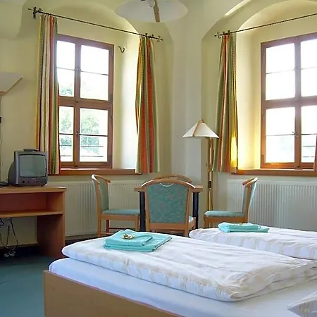 Hotel Burg 3*