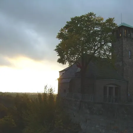 Burg Hotel 3*