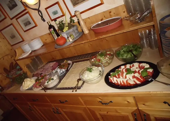 Burg فندق هونشتاين