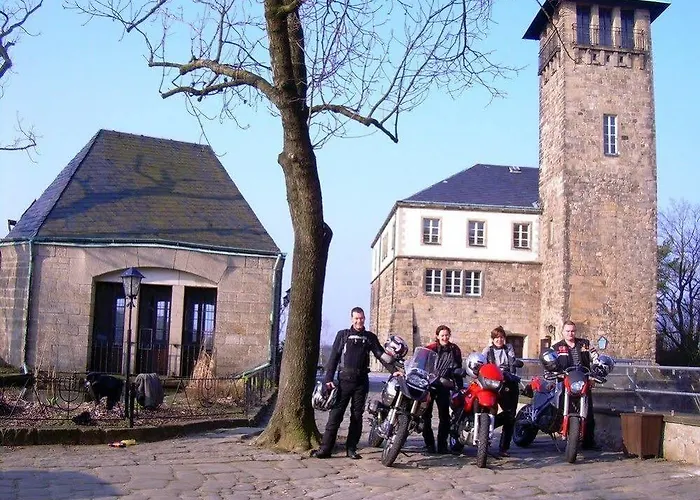 Burg فندق هونشتاين